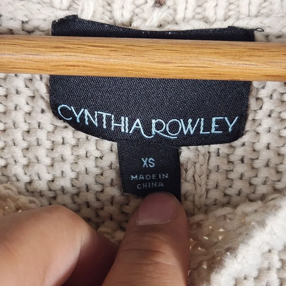 Women Sweater XS Cable Knit Button‎ Back Chunky Ivory Cynthia Rowley